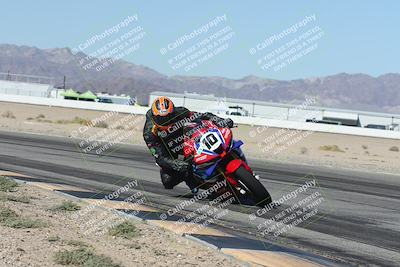 media/Oct-30-2025-Racers Edge (Thu) [[dabbdaf680]]/2-A Group/Session 3 (Turn 15 Inside)/